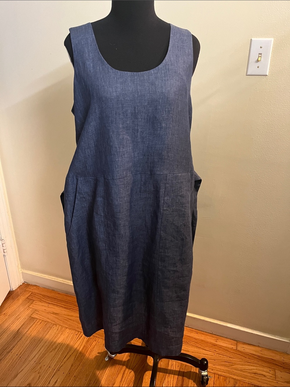 Sleeveless Navy Linen Blend Shift Dress